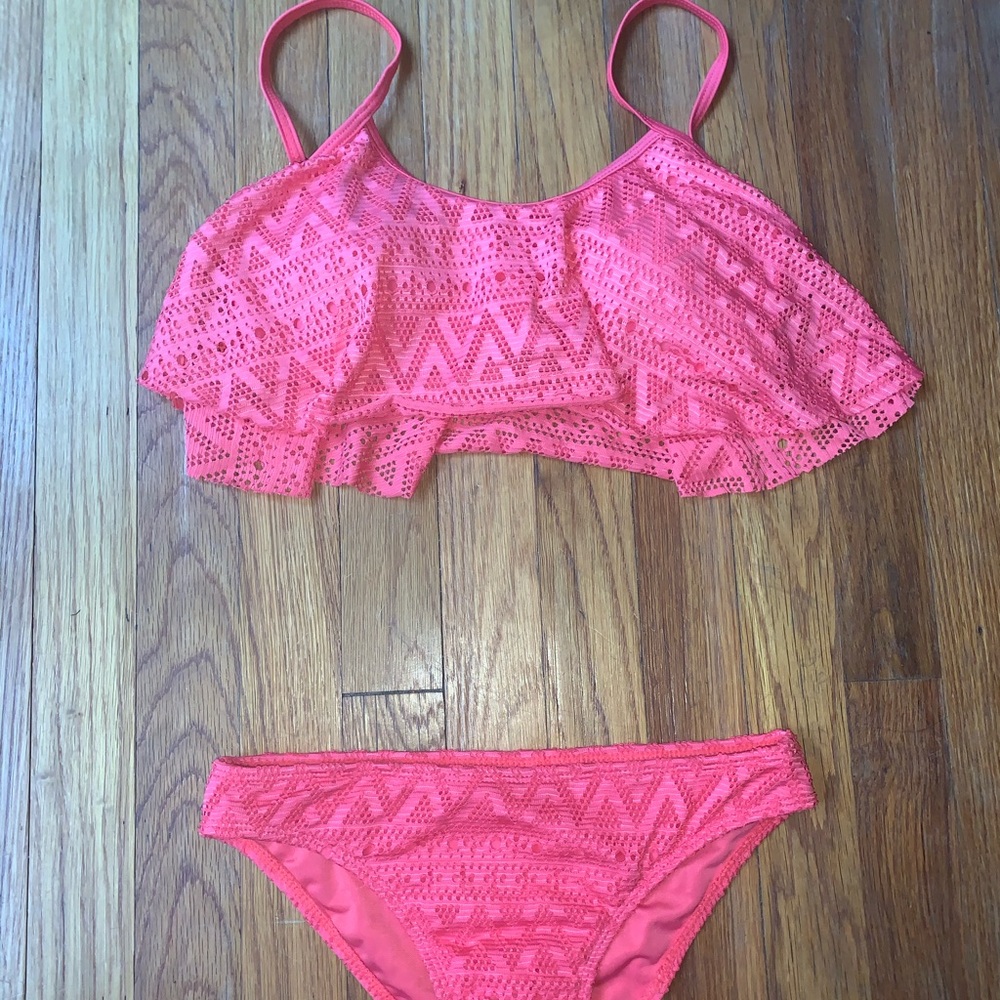 Flounce bikini set
